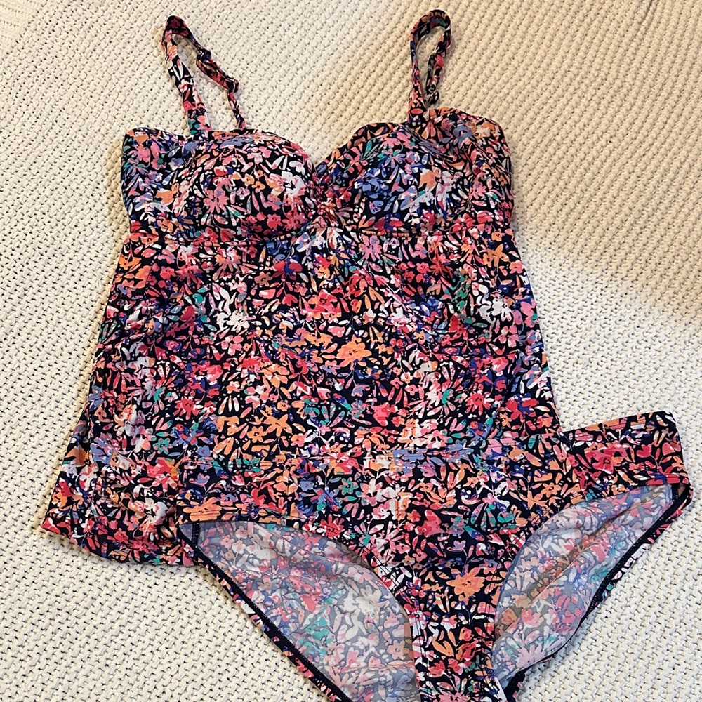 Motherhood Maternity Floral Tankini